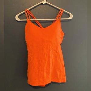Lululemon padded Tank top: size-4/6